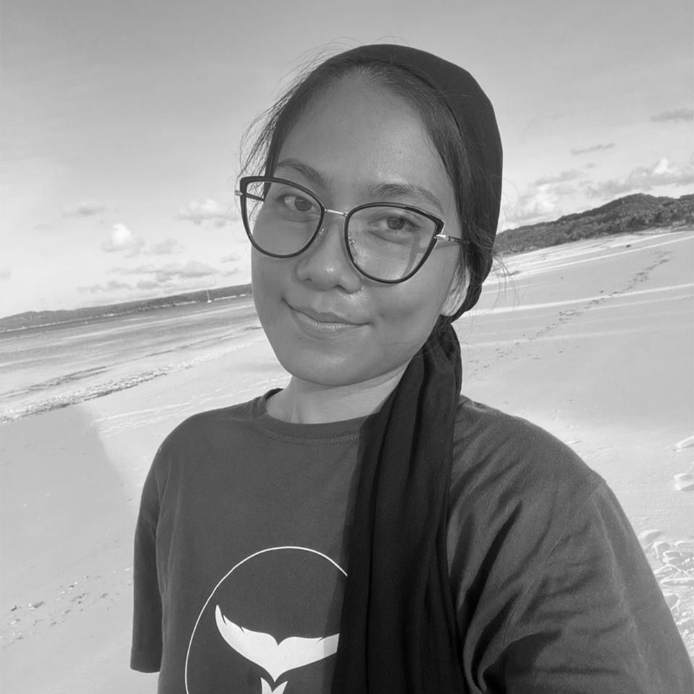 Ahsin Songge - Profile shot