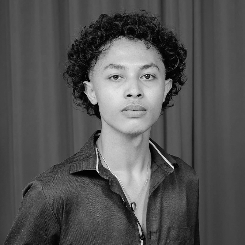 Ahsin Songge - Profile shot